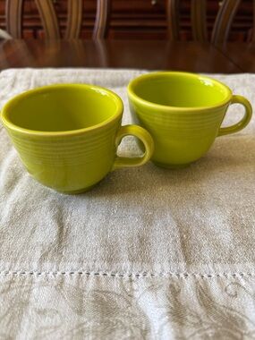 Fiesta table ware Homer Laughlin vibrant Lemongrass 2 tea coffee Cups Mugs